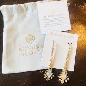 Kendra Scott drop earrings in gold ivory